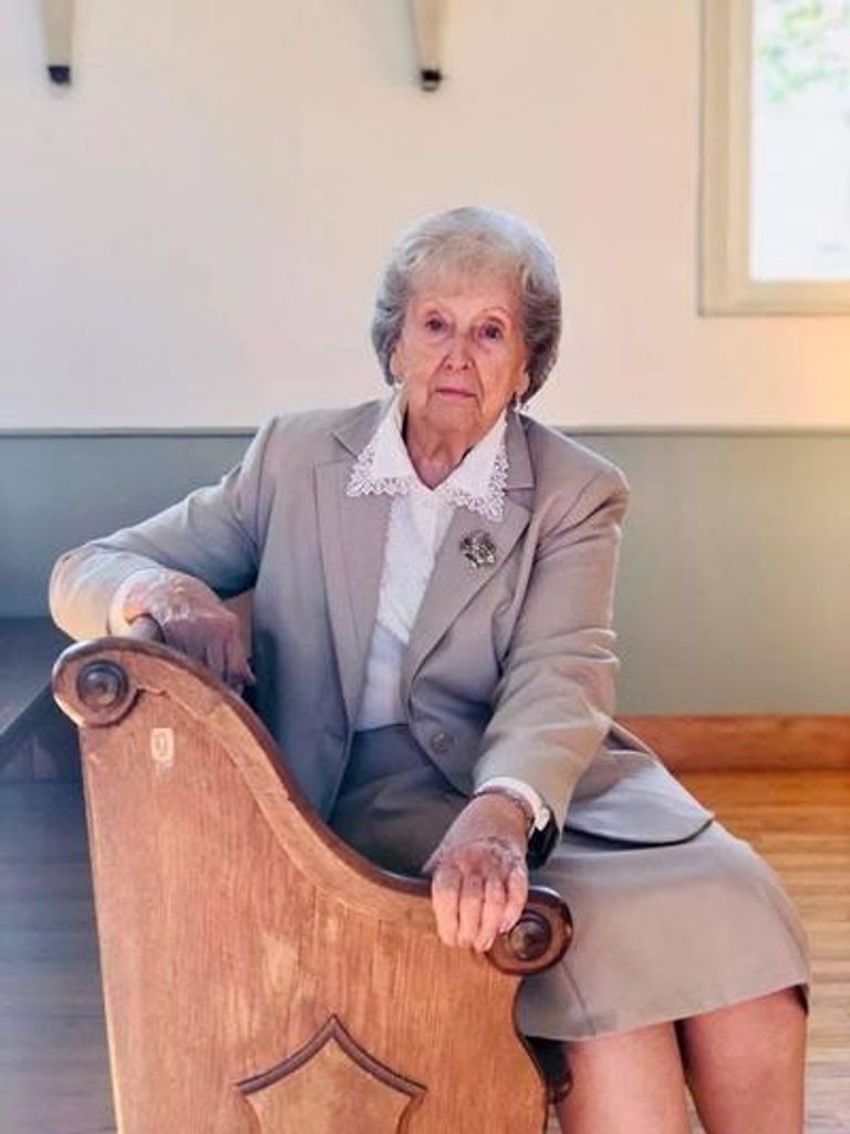 Phyllis Dean Holt Profile Photo