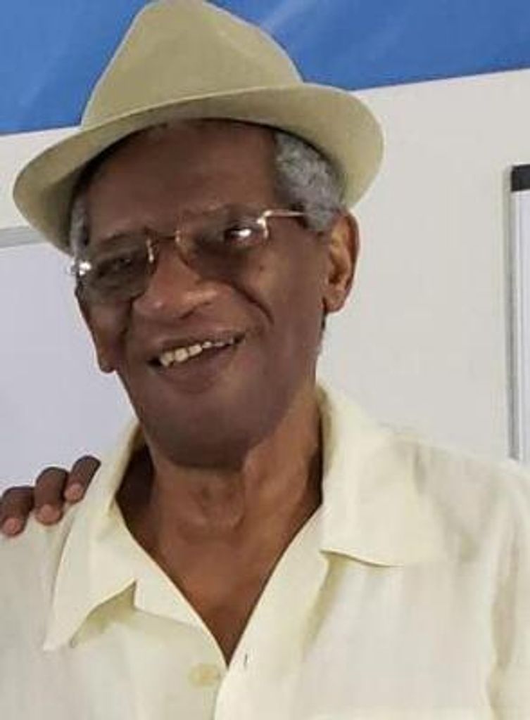 Rolando Gaston Profile Photo