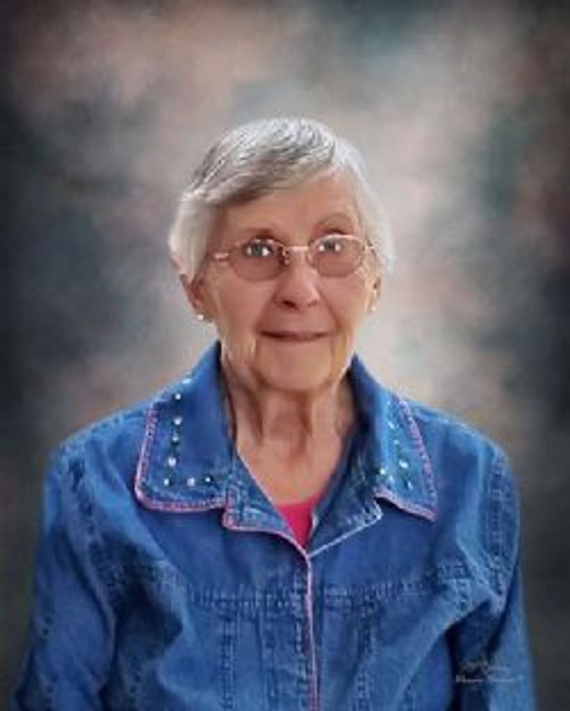 Mary Straub