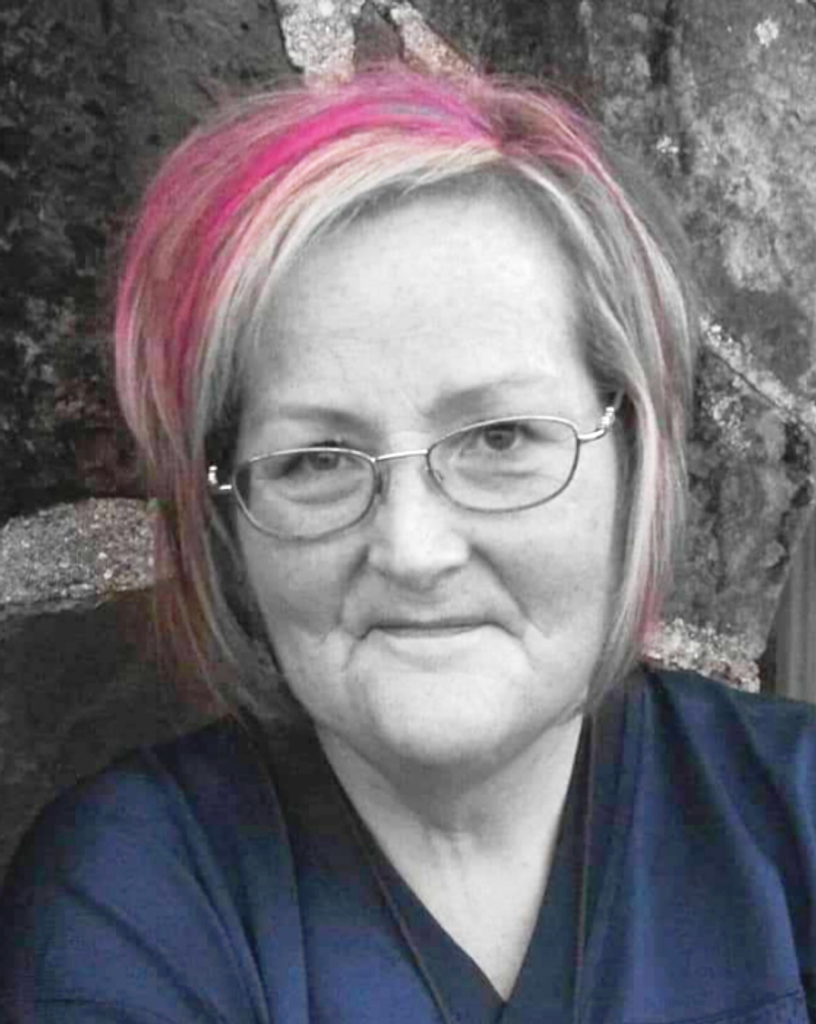 Katherine Lee (Crawford)  Daiker