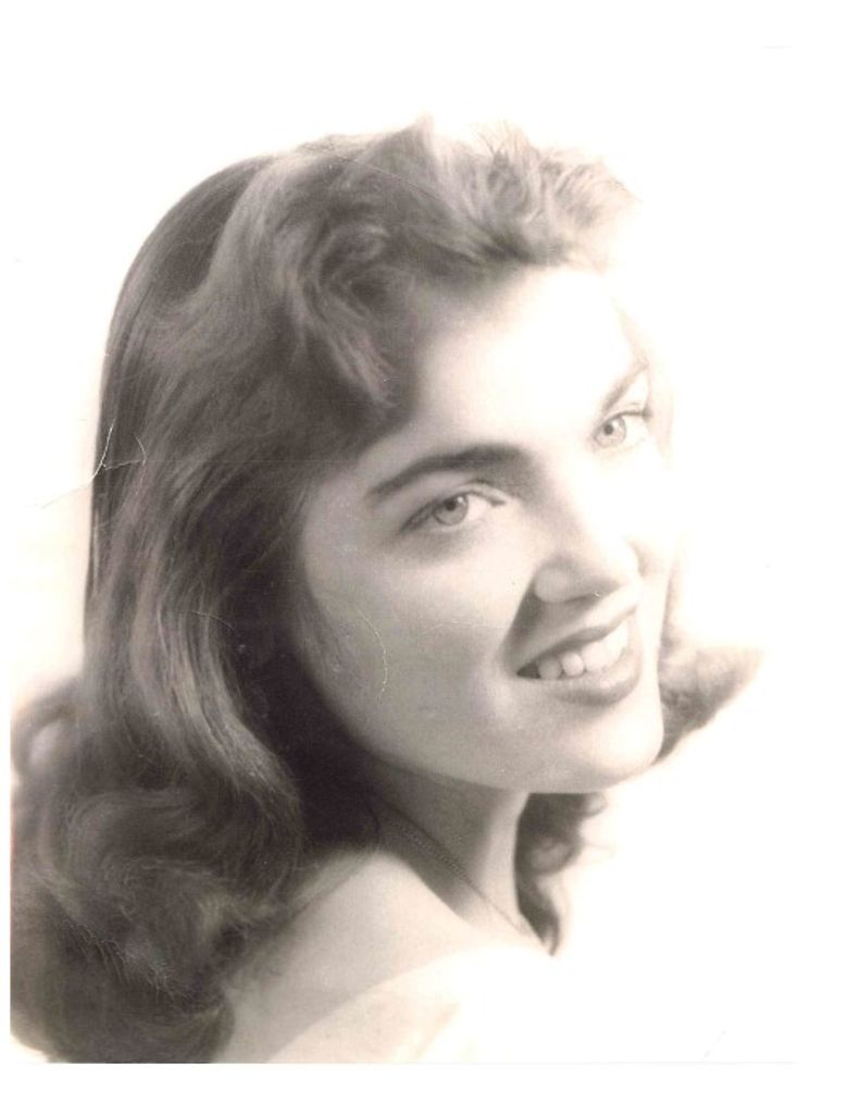 Glenda Ann (Bennett)  Contreras