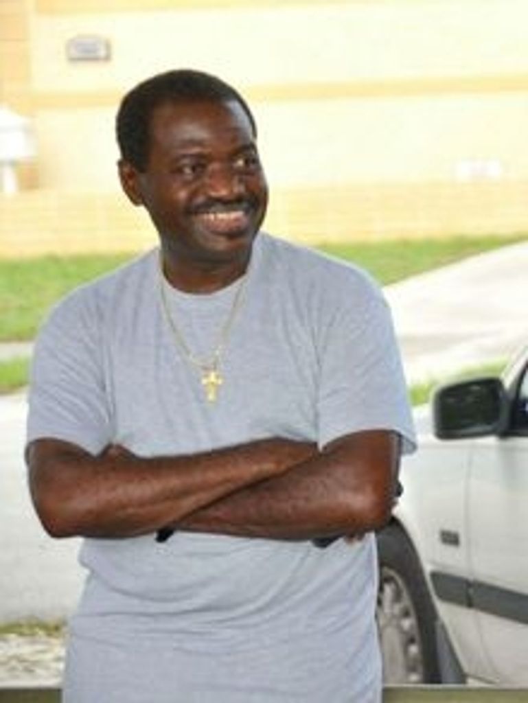 Mr Roxroy Nichols