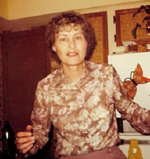 Barbara Paul photo gallery thumbnail 23 of 71