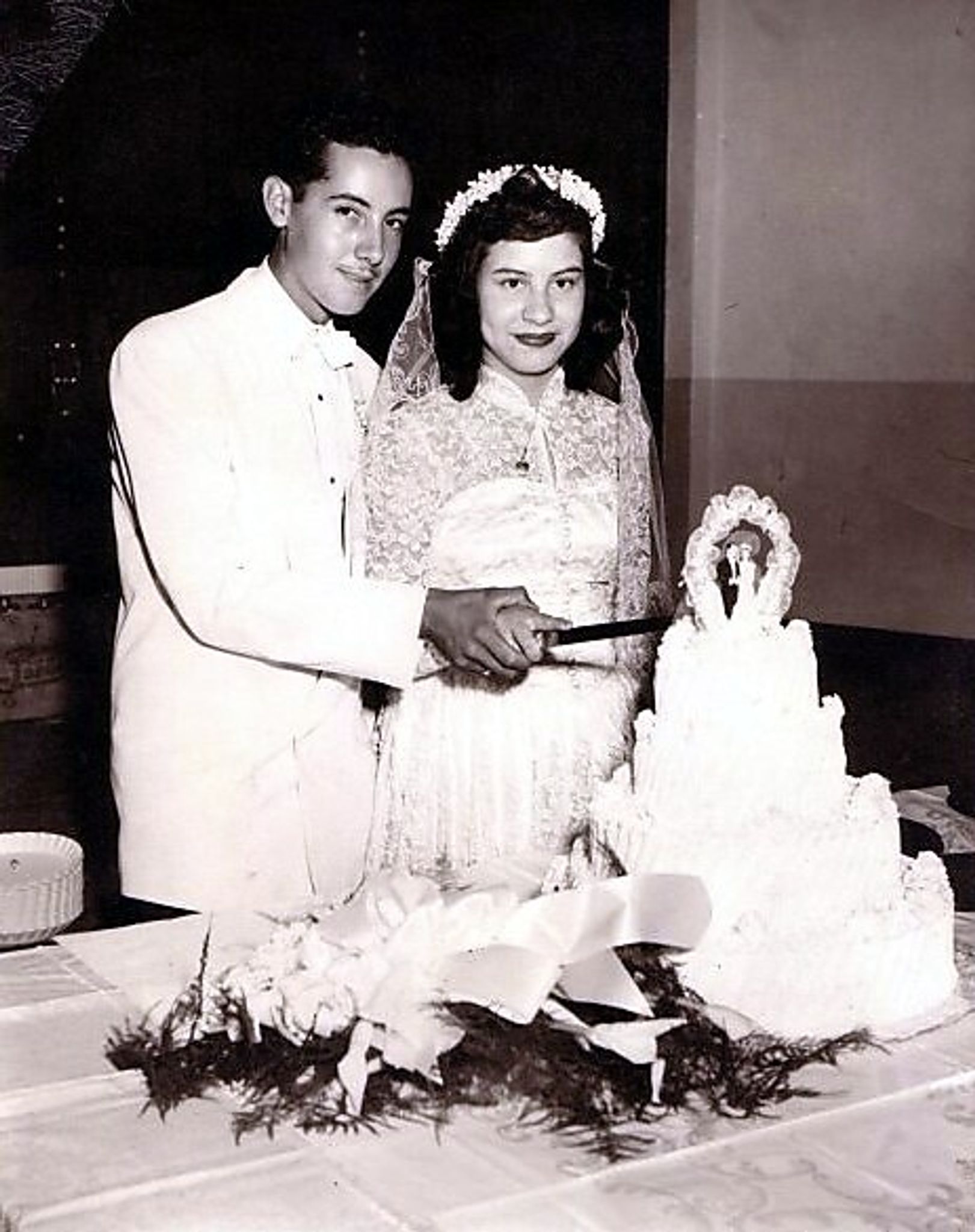 Pedro Avina Sanchez Obituary - Knoxville, TN, image size:1621x2048