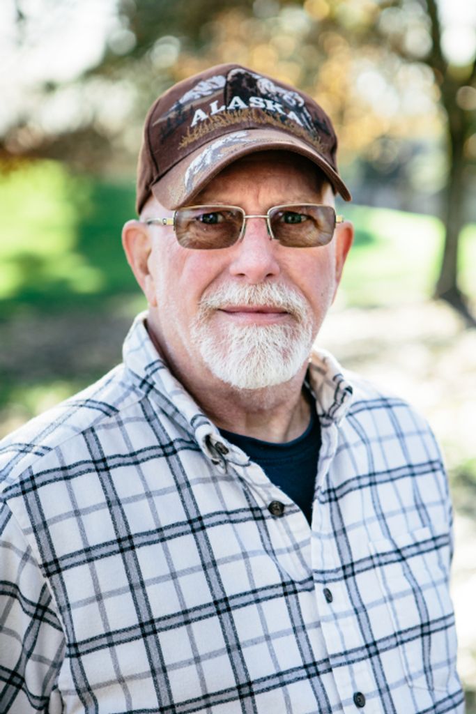 Robert Lee Campbell Profile Photo