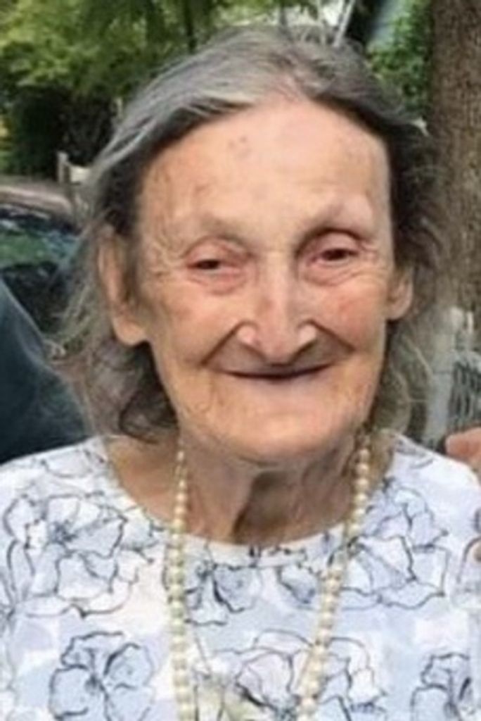 Pauline Evelyn Holman Profile Photo