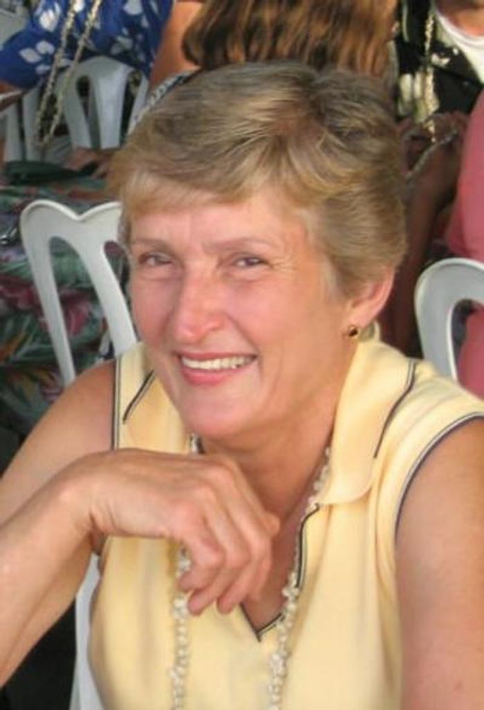 Carolyn Wessel Profile Photo