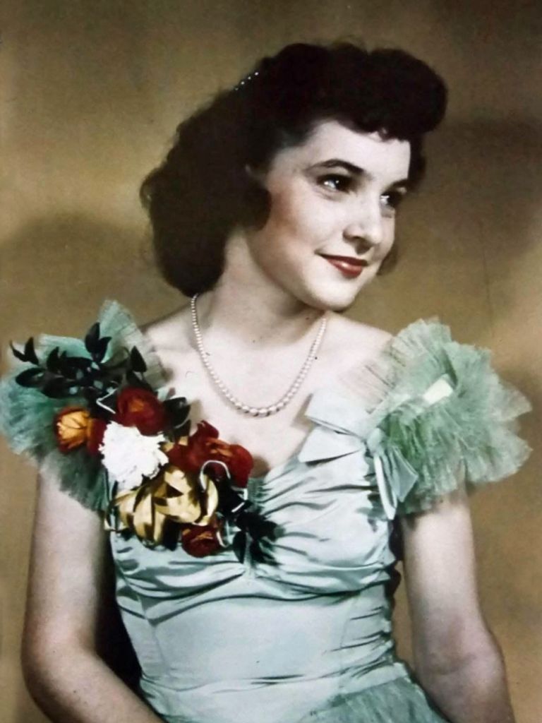 Beverly Jean (Beazer)  Olsen