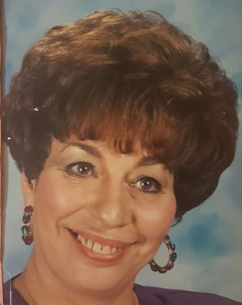 Carolyn Lee (Triplett)  Kernan
