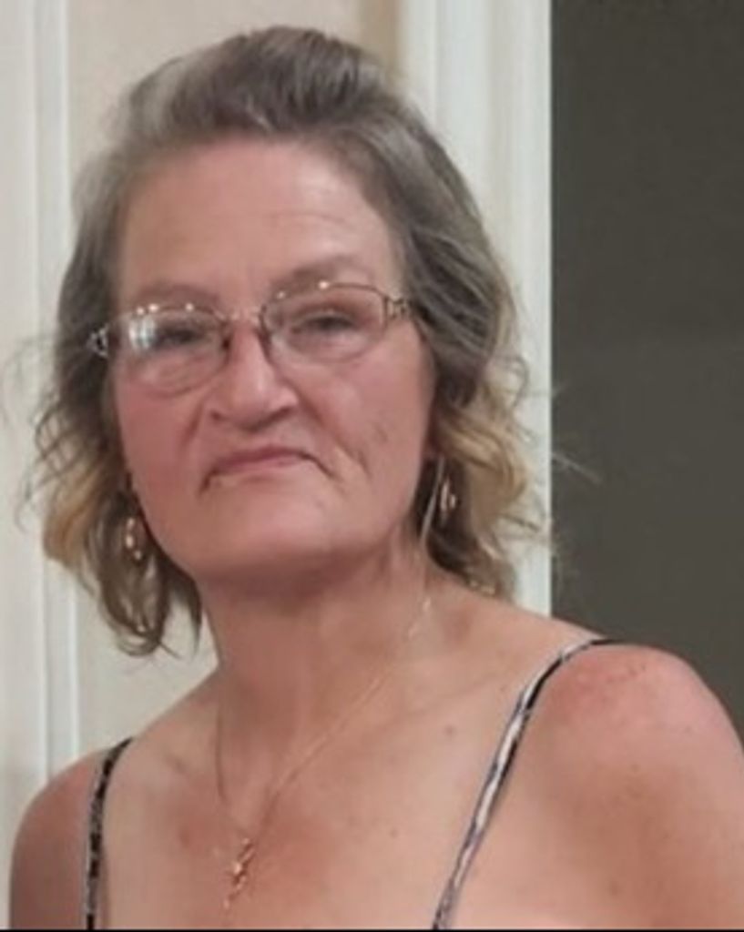 Sheila Kaye Kinsella Profile Photo