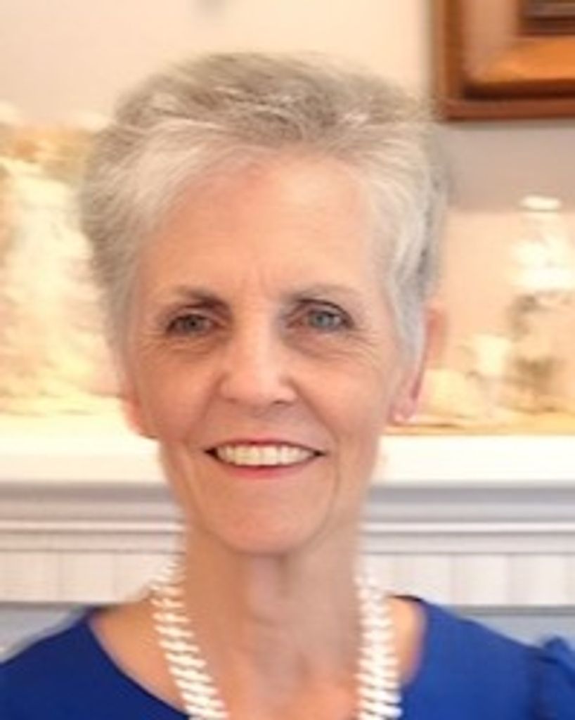 Gwendolyn M DeArmond