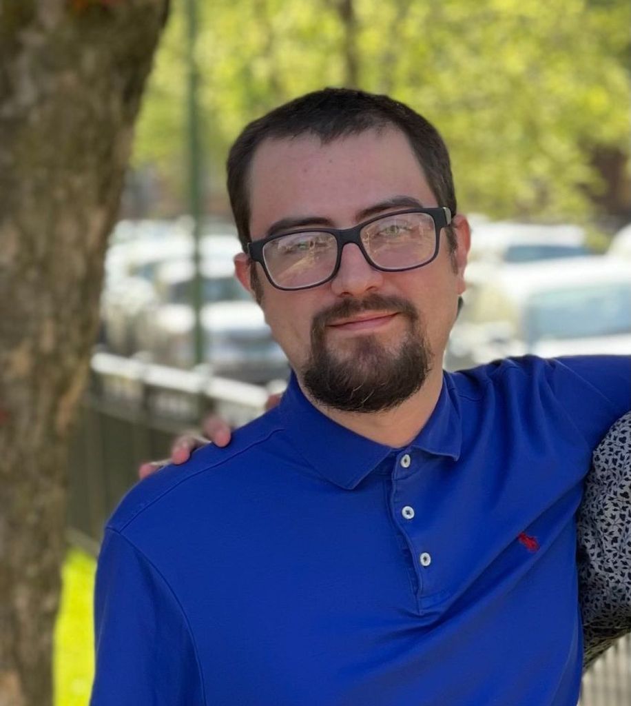 Erik Torres Profile Photo