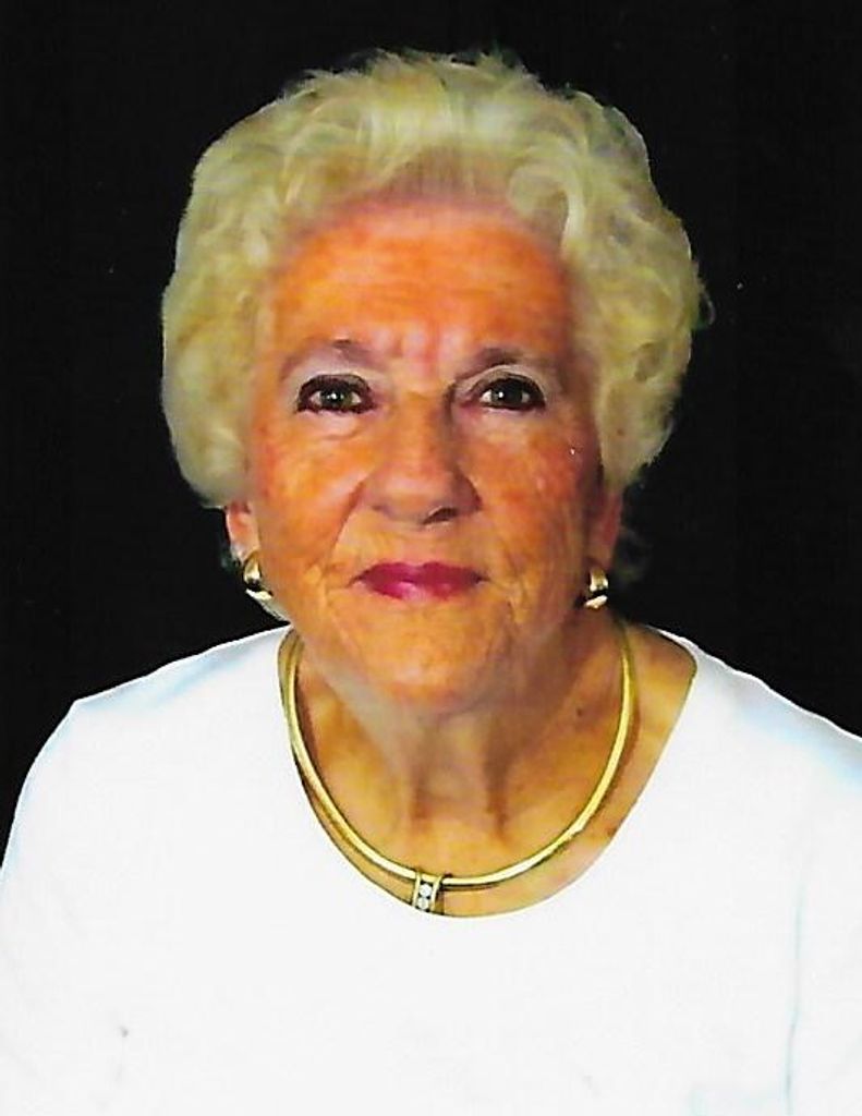 Lena Moore Profile Photo
