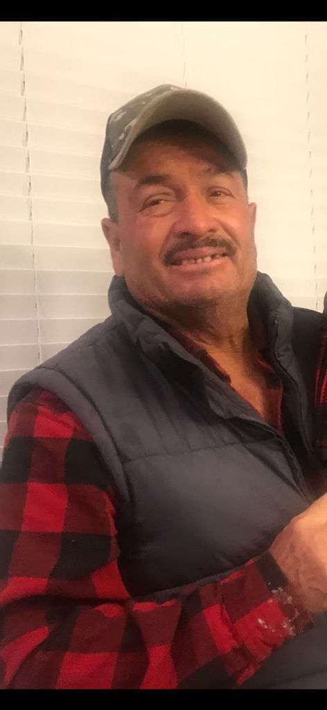 Juan Flores Hernandez Profile Photo