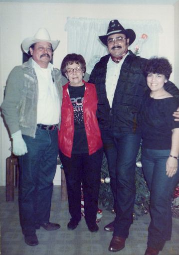 Isabel O. Gonzalez photo gallery thumbnail 41 of 49