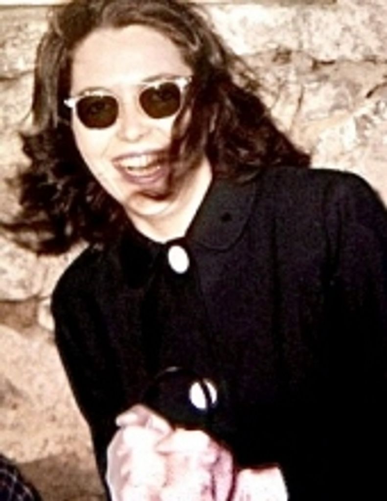 Elva Connors