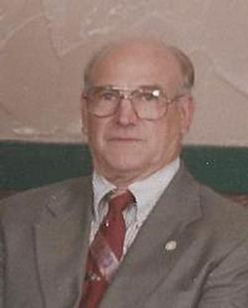 Kenneth L Dunahee