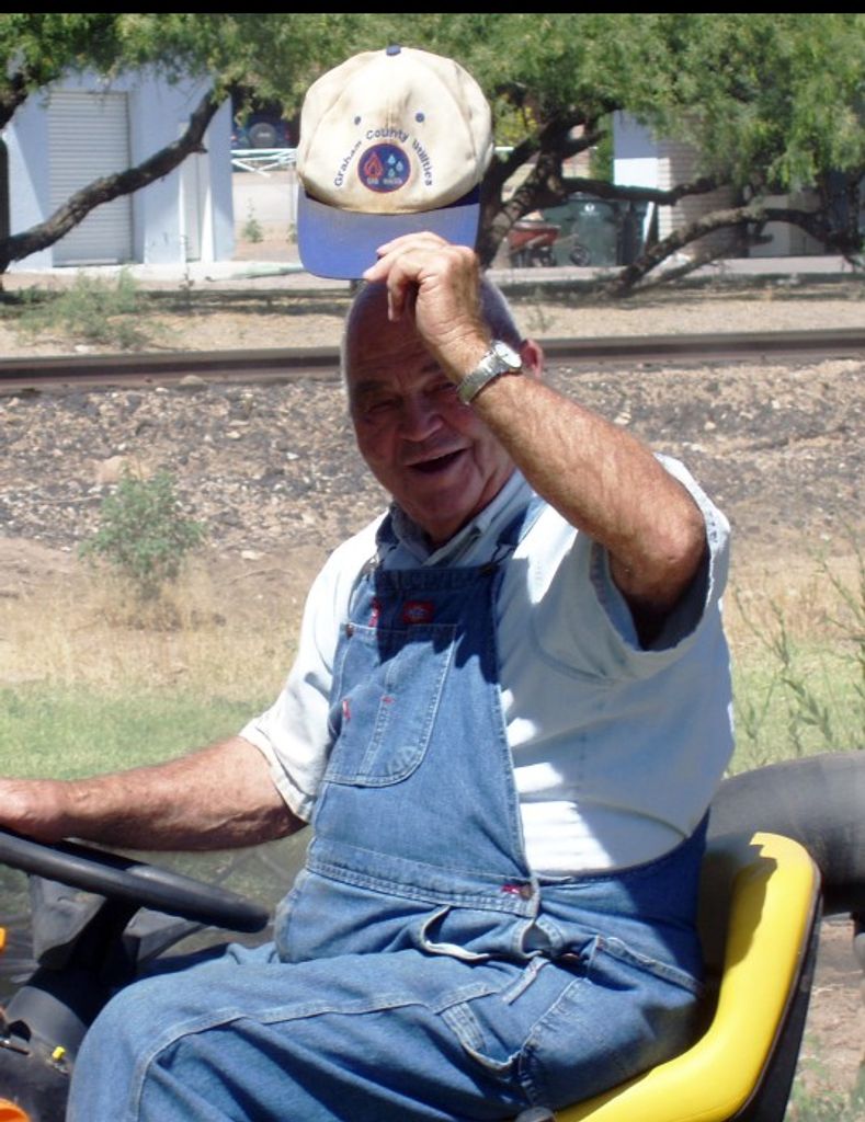 Dewey Bryce