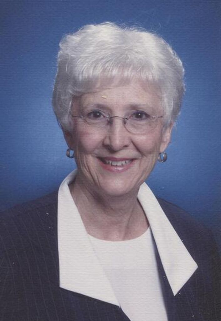 Joan Ray Profile Photo