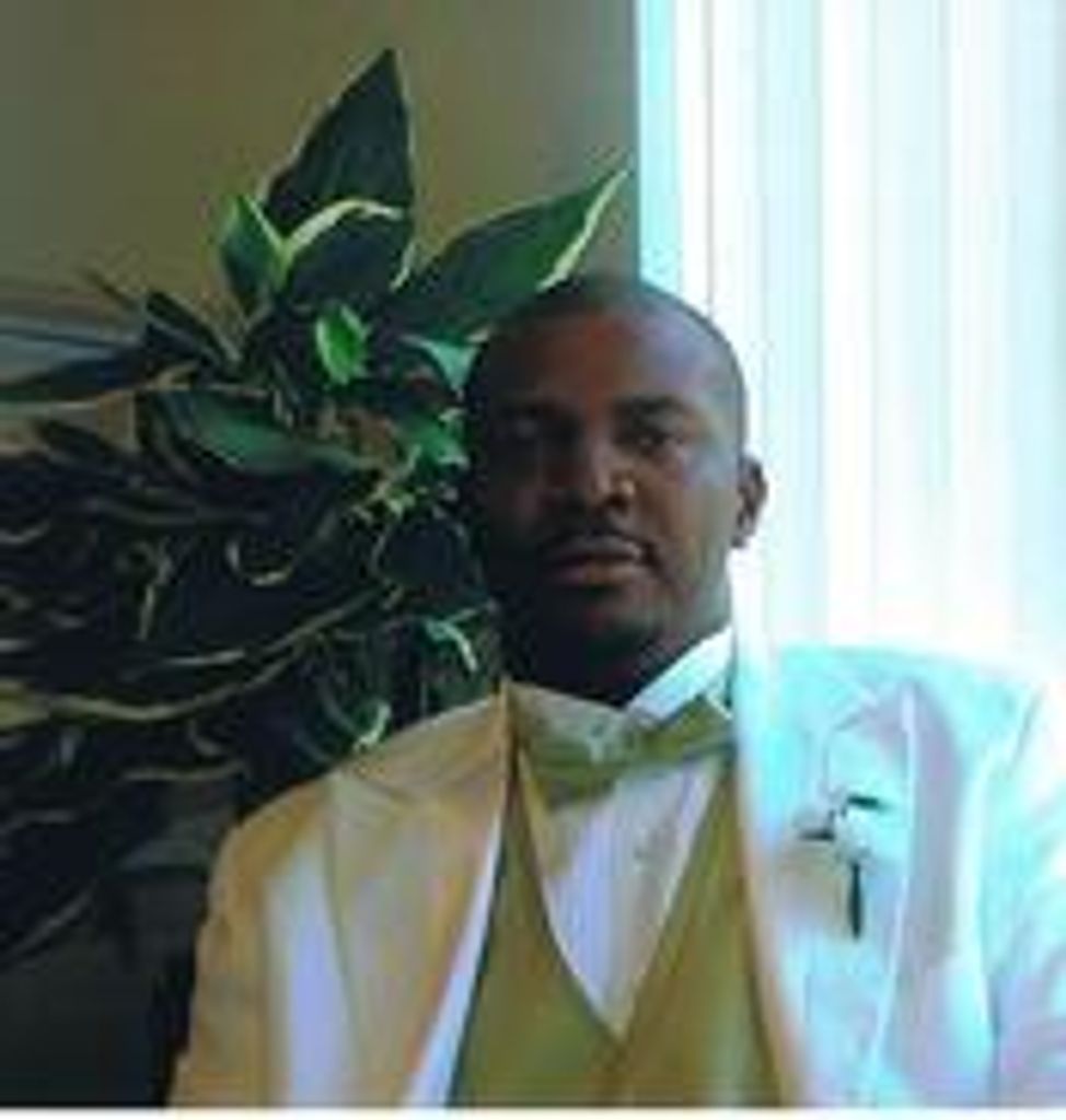 Decarlos William Wall Profile Photo