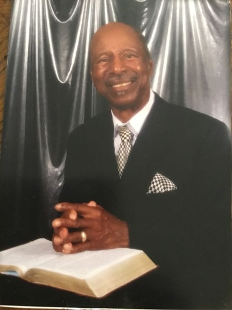 Bishop William Fitts Profile Photo