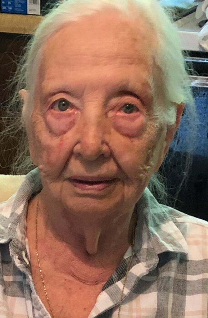 Betty F Kurtz