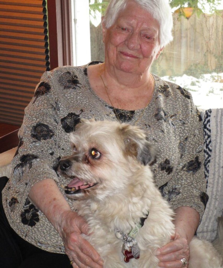 Lois Evelyn Jones