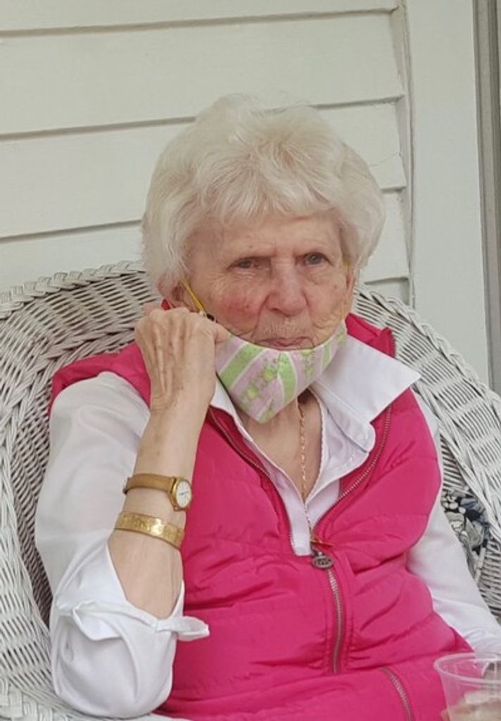 Helen P Snyder Profile Photo