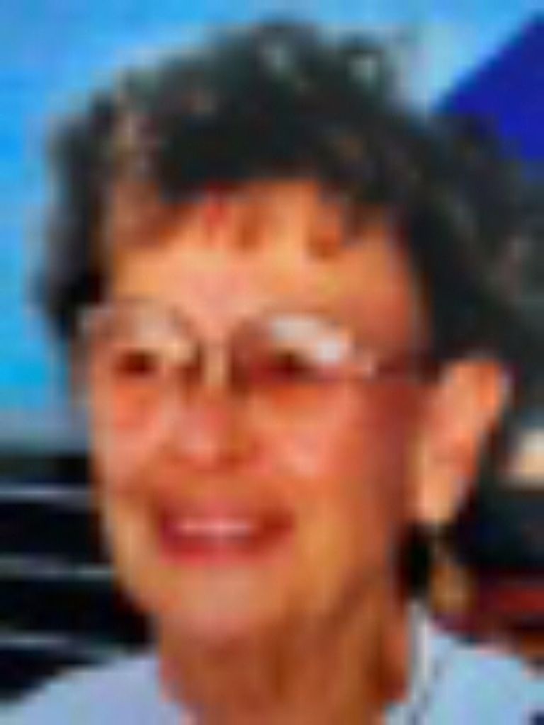 Lois Lee Bull