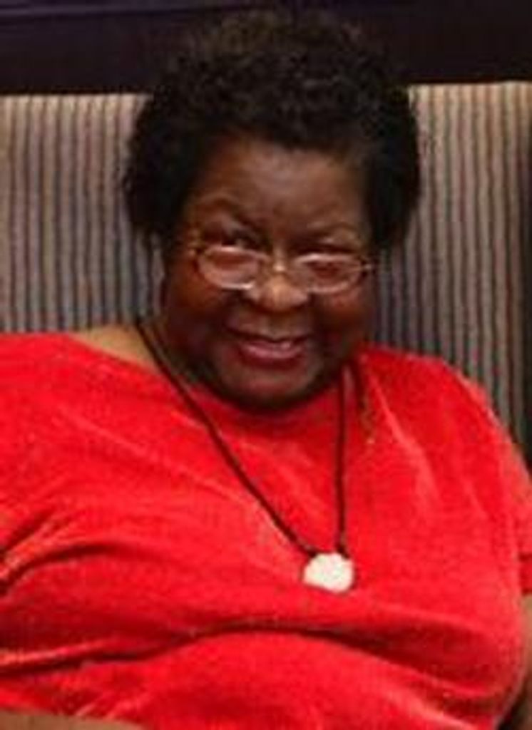 Louella Woods Profile Photo