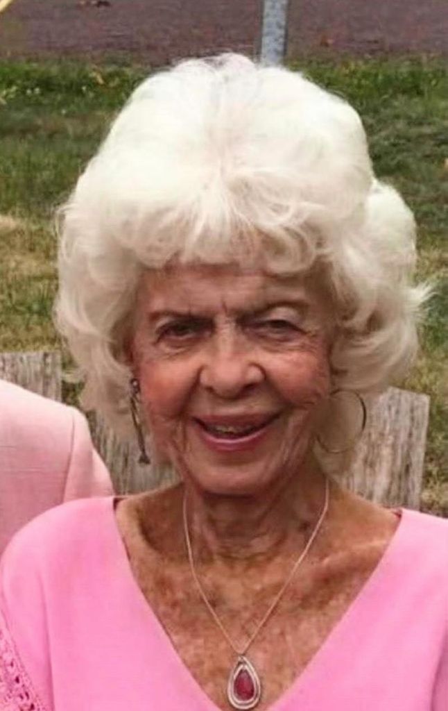 Evelyn Marie Scialla Profile Photo