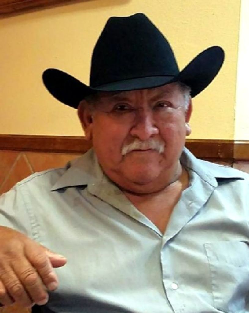 Santiago Cruz