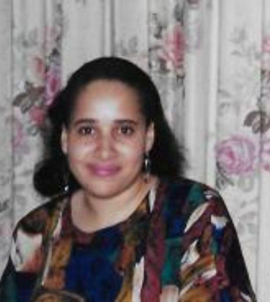 Lynn Richelle Garland Profile Photo