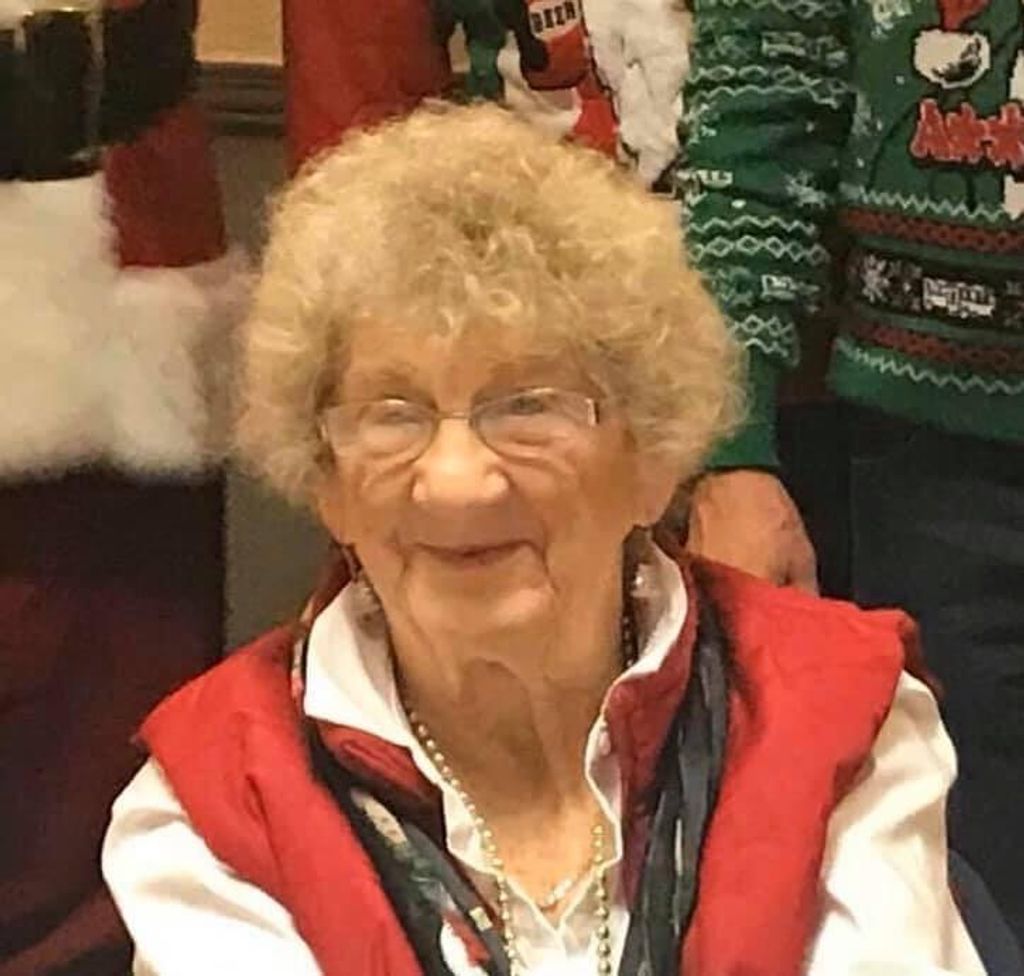 Dorothy E. (Clancy)  Lefils