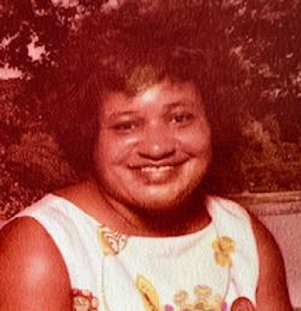 Lonnie "Mae" Blackwell