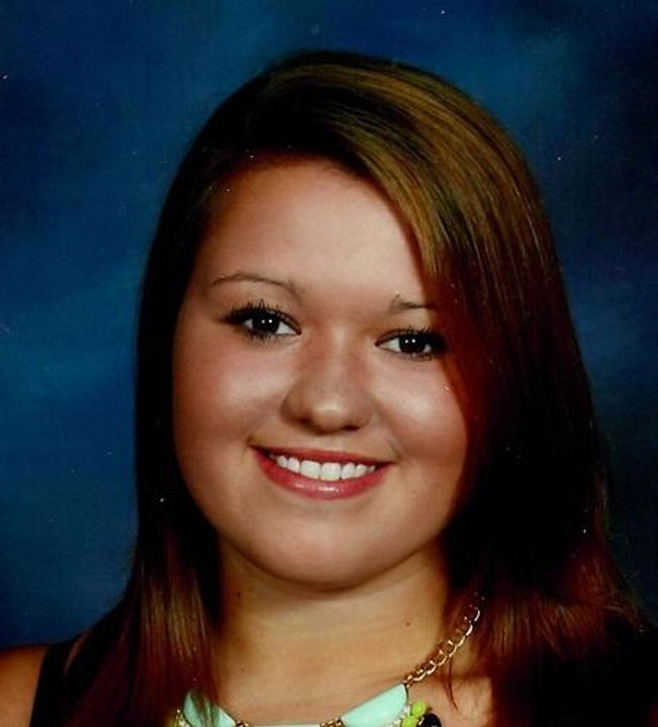 Victoria "Vicki" R Verscharen