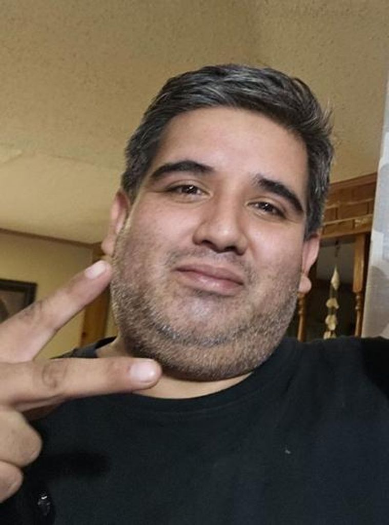 Adam Elizondo Profile Photo