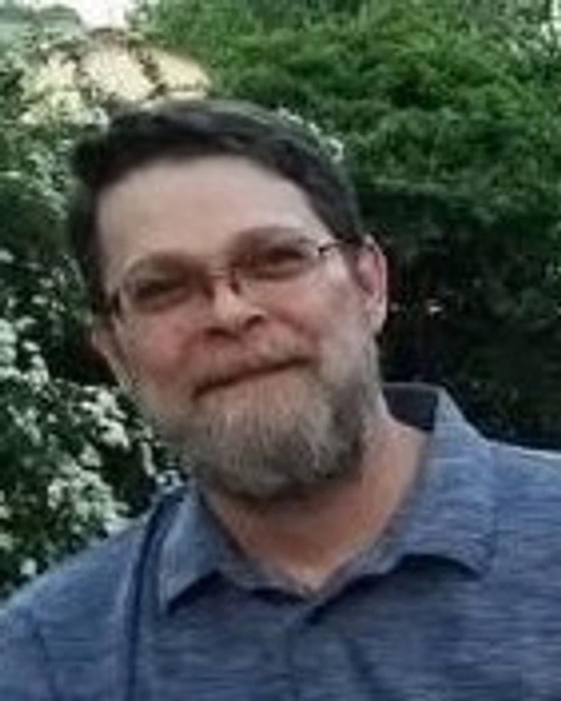 Michael James Howell Profile Photo