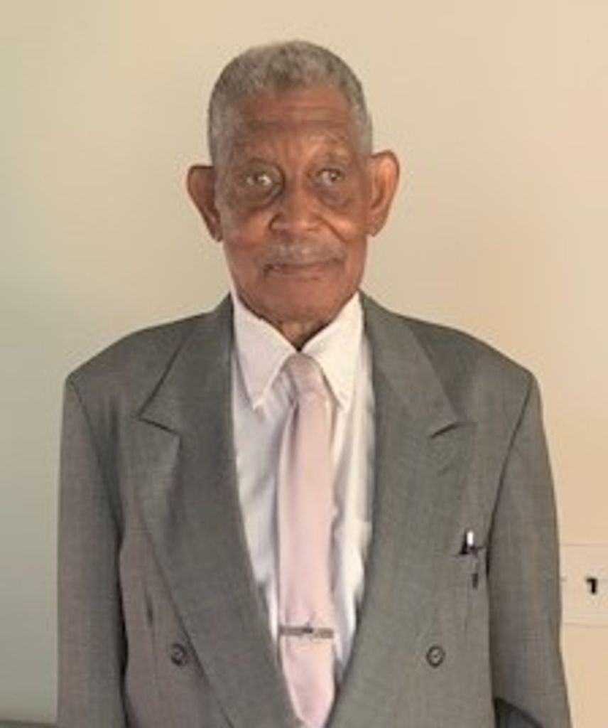 Lloyd Maxie Profile Photo