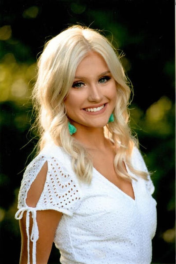 Maggie Castelli Profile Photo