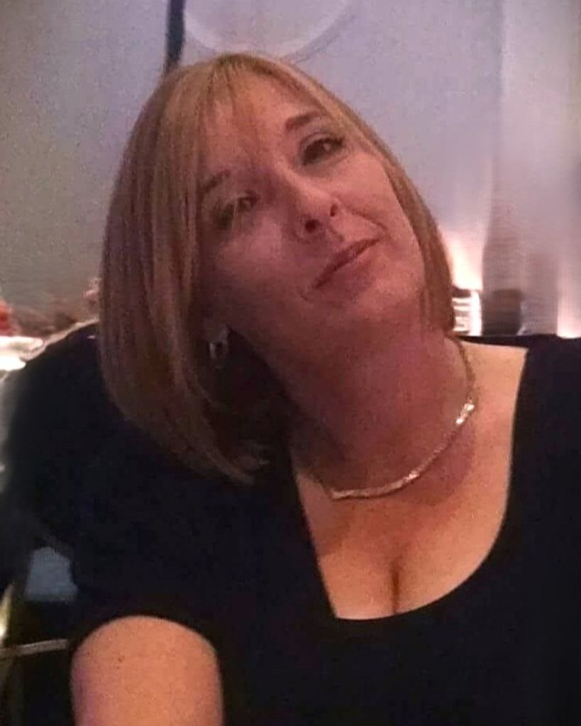 Tina Manglona Profile Photo