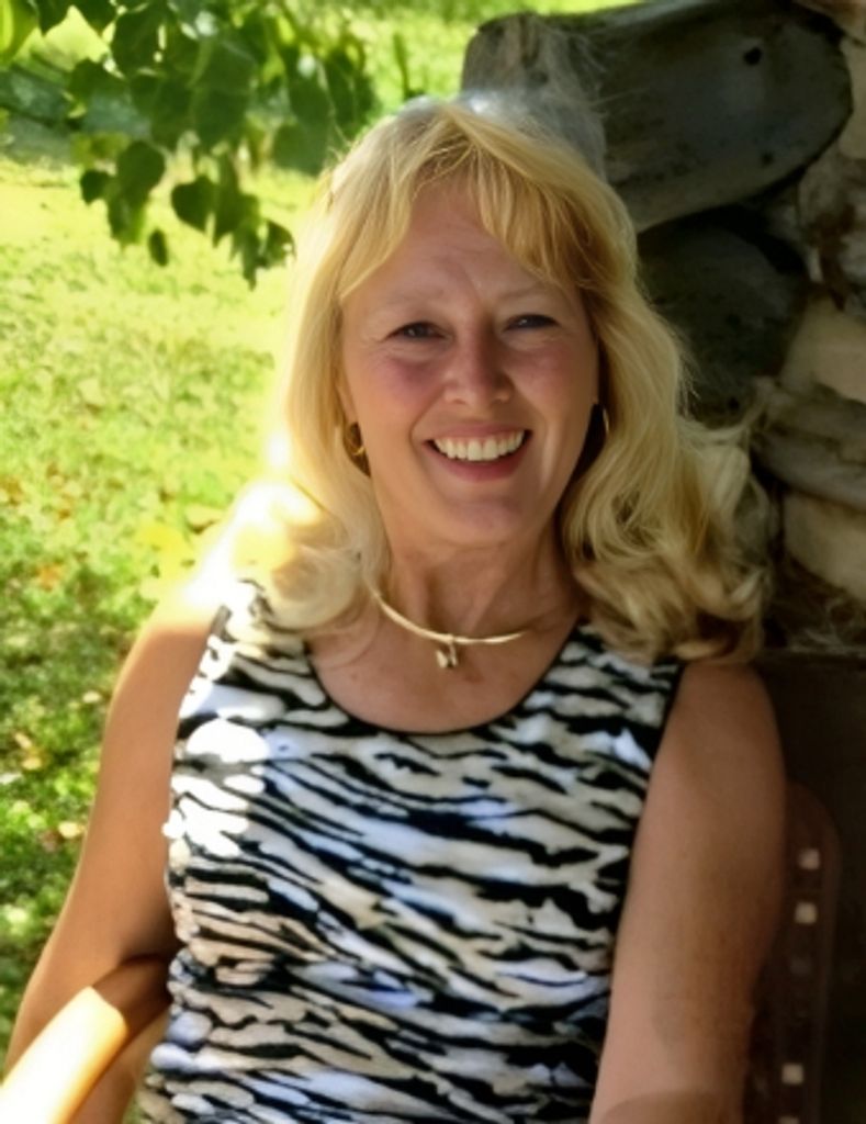 Katherine "Kathy" Montgomery Hammond