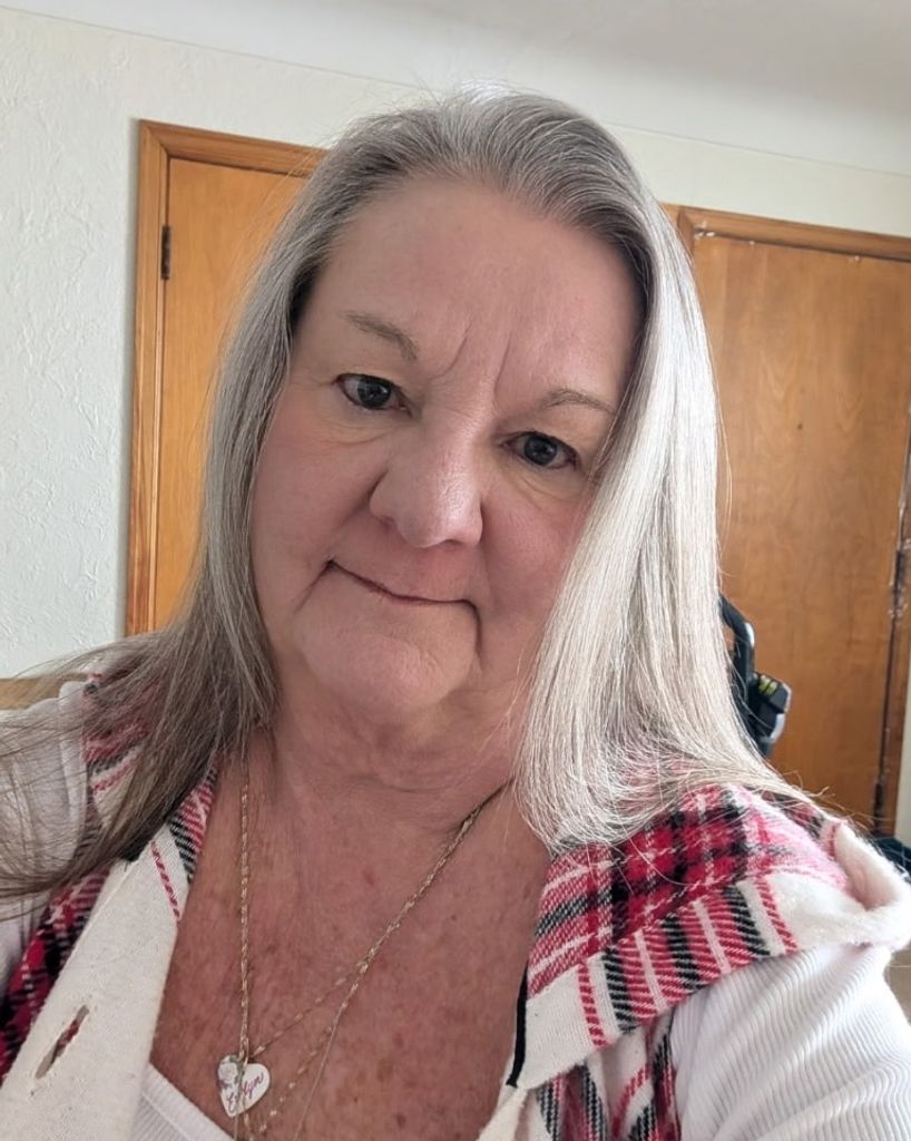 Evelyn Novinsky Profile Photo