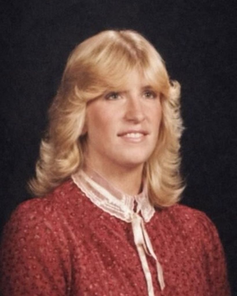 Kim Elizabeth Moe Profile Photo