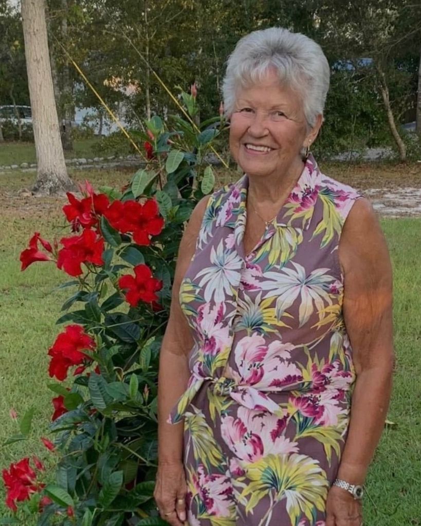 Sandra Sue Walker Profile Photo