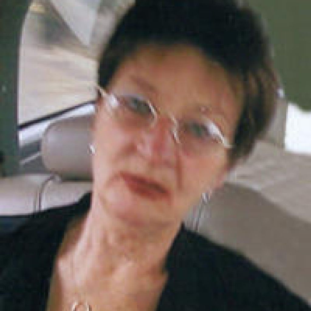 Linda   Strode