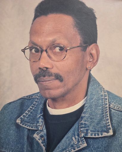 Ralph M. Thomas's obituary image