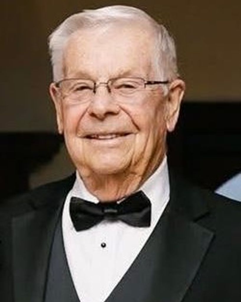 Raymond R Starvaski