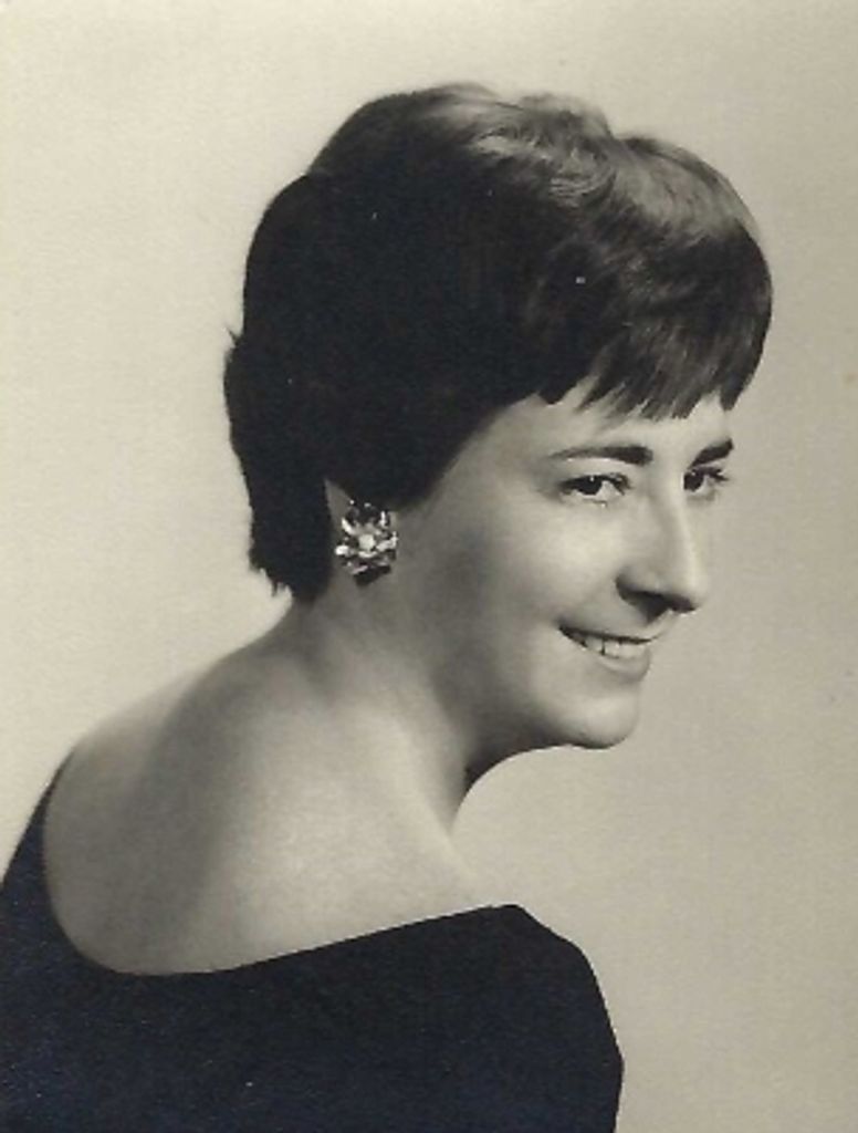 Juanita Raquel Thompson