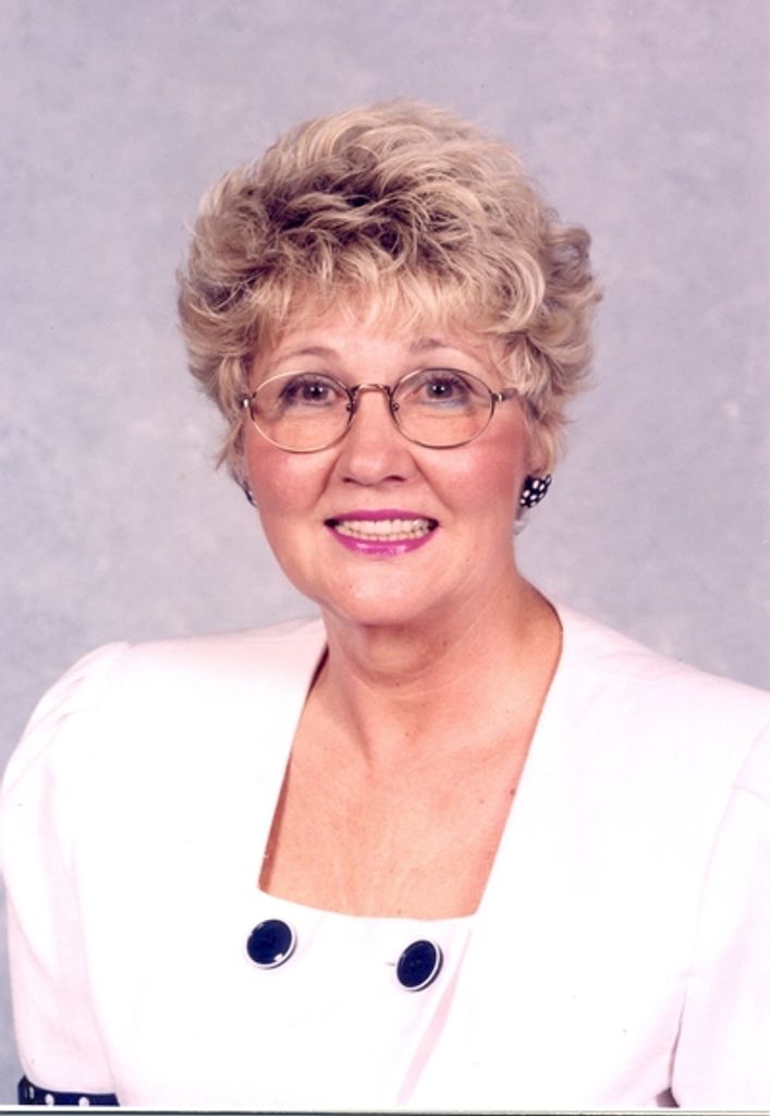 Macie Lee Martin Irvin Profile Photo